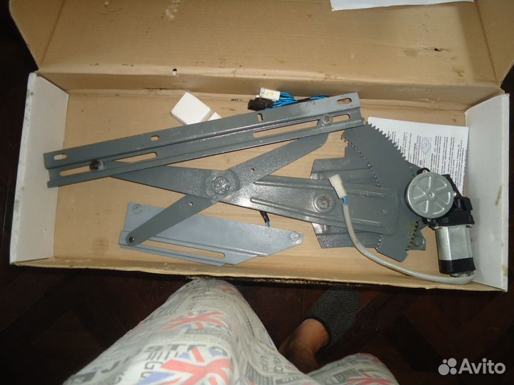 Правый стеклоподъемник на Матиз (Новый)