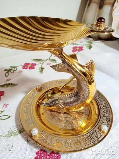 Позолоченная икорница. Бронза, никель, жемчуг