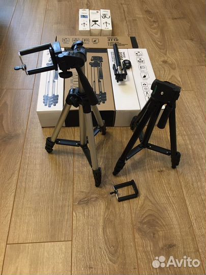 Штатив универсальный с держателем для смартфона