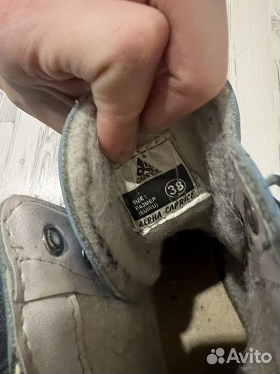 Коньки фигурные 38 размер