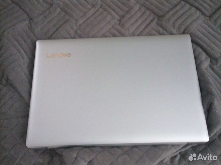 Ноутбук Lenovo