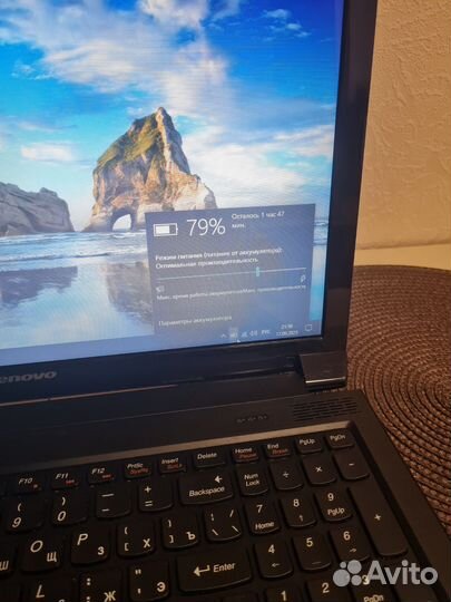 Lenovo 2 ядра AMD E-300 с SSD 128gb