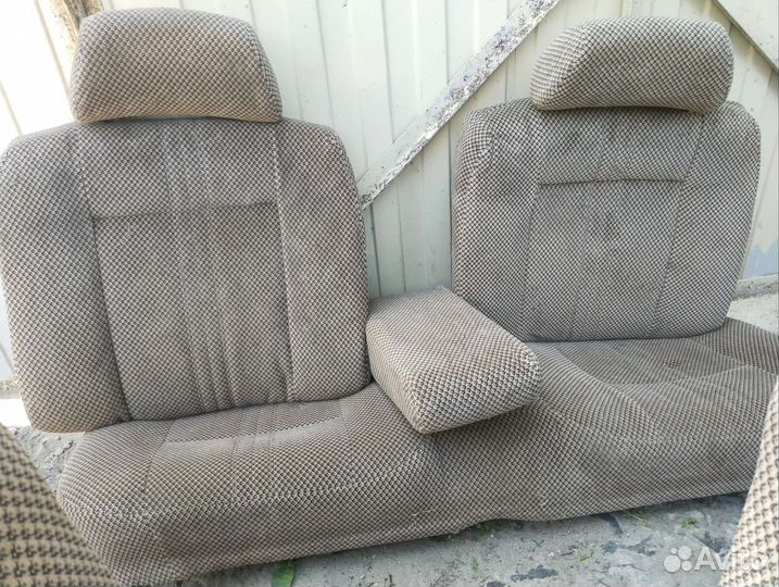 Сиденья Волга 31029