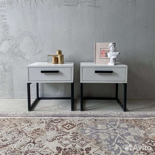 Тумба прикроватная белая