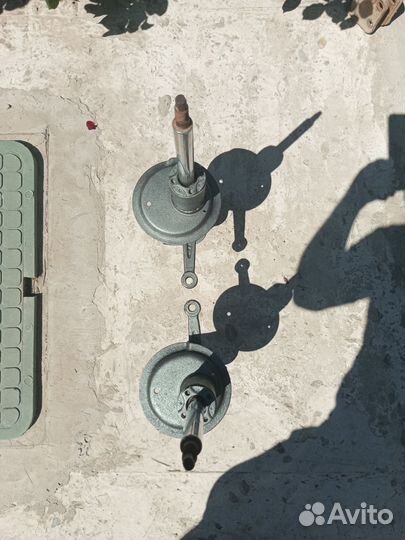 Стойки передние калина 1