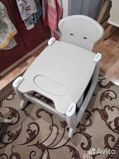 Стульчик для кормления happy baby