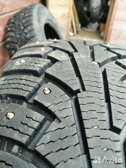 Nokian Tyres Hakkapeliitta 5 SUV 225/65 R18 107T