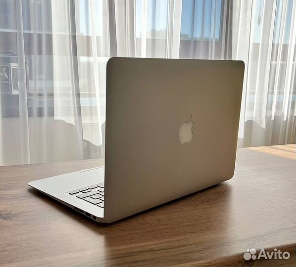 Apple MacBook Air 13