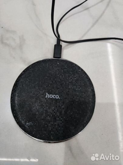 Беспроводное зарядное устройство на iPhone/Android