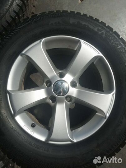 R16 Gislaved Nord Frost 5 215/65, PCD 5x112 DIA 57.1