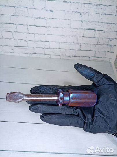 Инструменты из шоколада