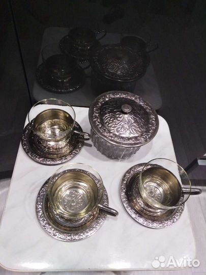 Чайный набор с конфетницей