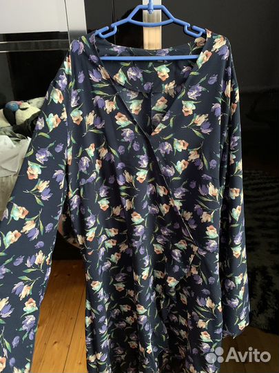 Женское платье с длинным рукавом