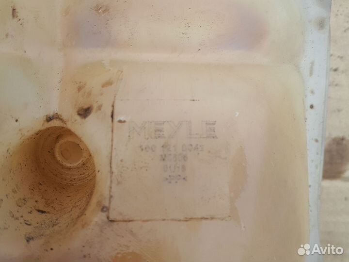 Расширительный бачок ауди 100 С4 audi 100 C4