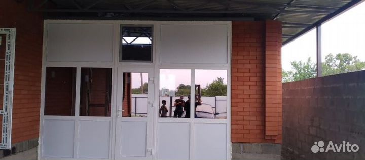 Пластиковая дверь в рассрочку