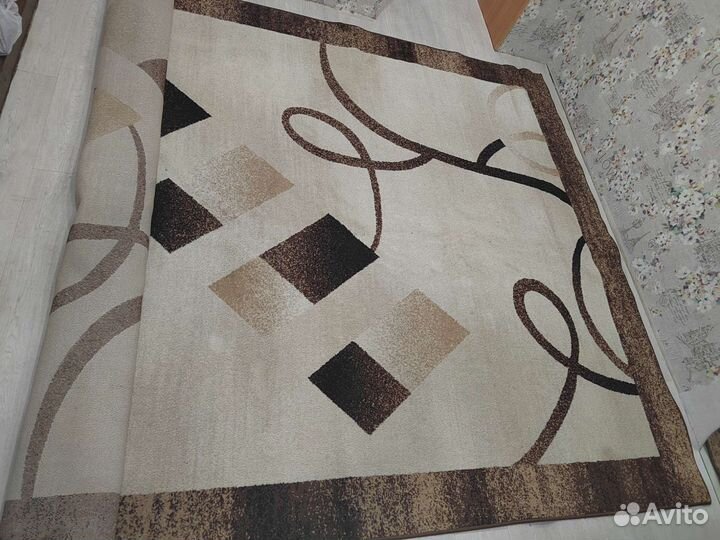 Ковер шерстяной
