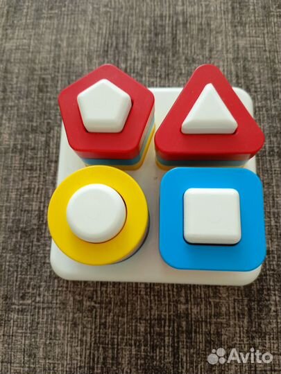 Развивающие игрушки пакетом