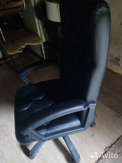 Компьютерное кресло