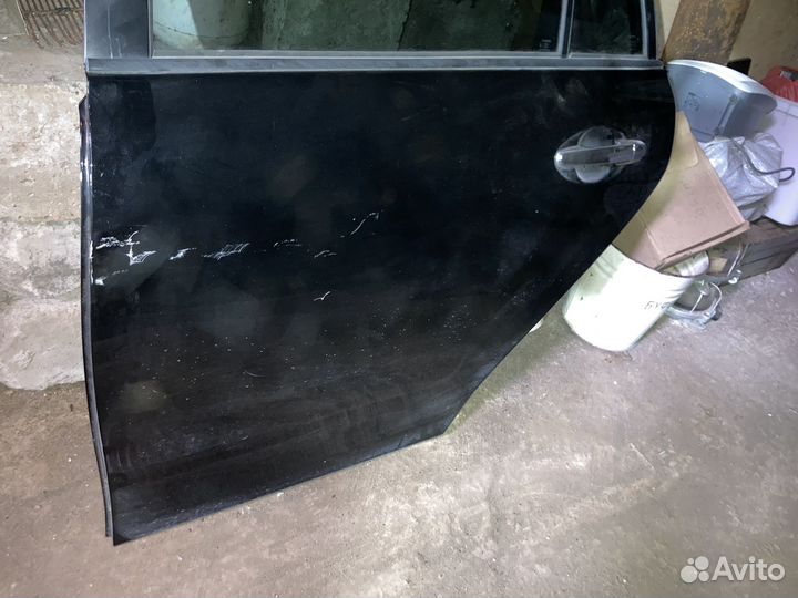 Дверь на fielder nze 144