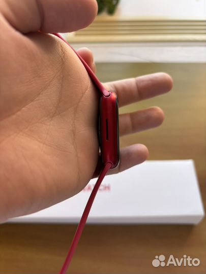 Часы apple watch 7 45 mm red