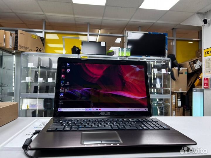 Ноутбук asus Core i7-2 3.1Ghz/ nvidia 2Gb/ SSD