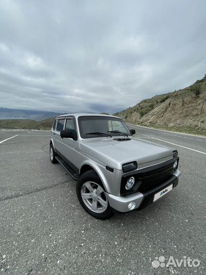 LADA 4x4 (Нива) 1.7 МТ, 2017, 112 000 км