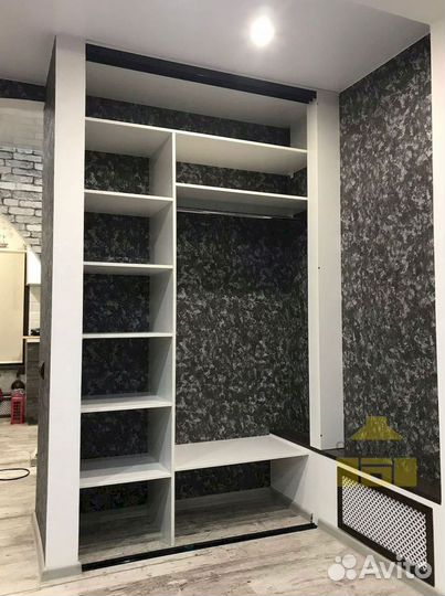 Шкаф в прихожую