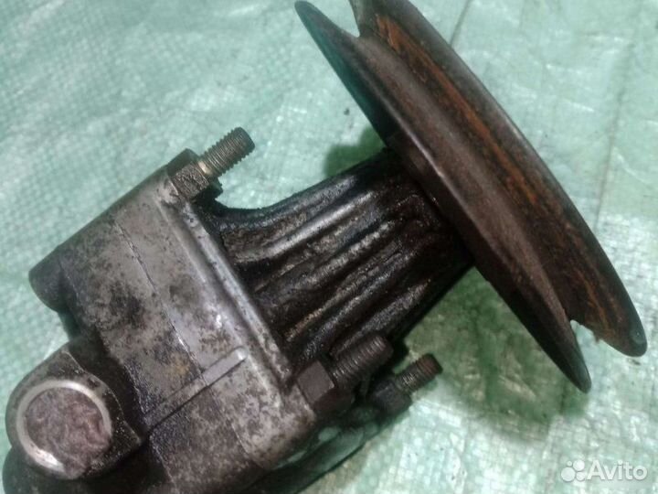 Насос гидроусилителя Audi B3 1.8L 1990