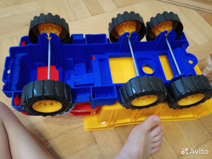 Камаз игрушечный