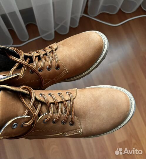 Ботинки демисезонные 35-35,5 размер (23см)