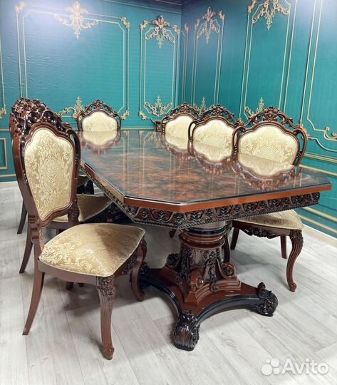 Стол в наличии