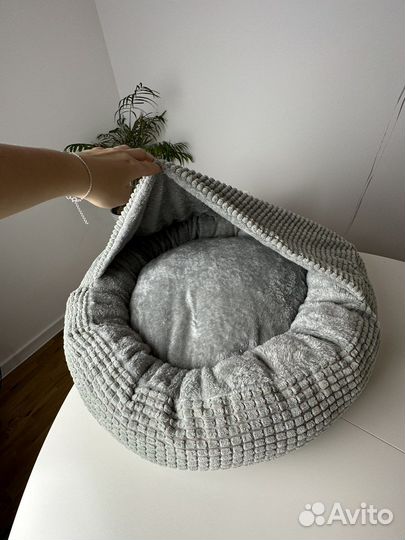 Лежак-норка для собак 70см