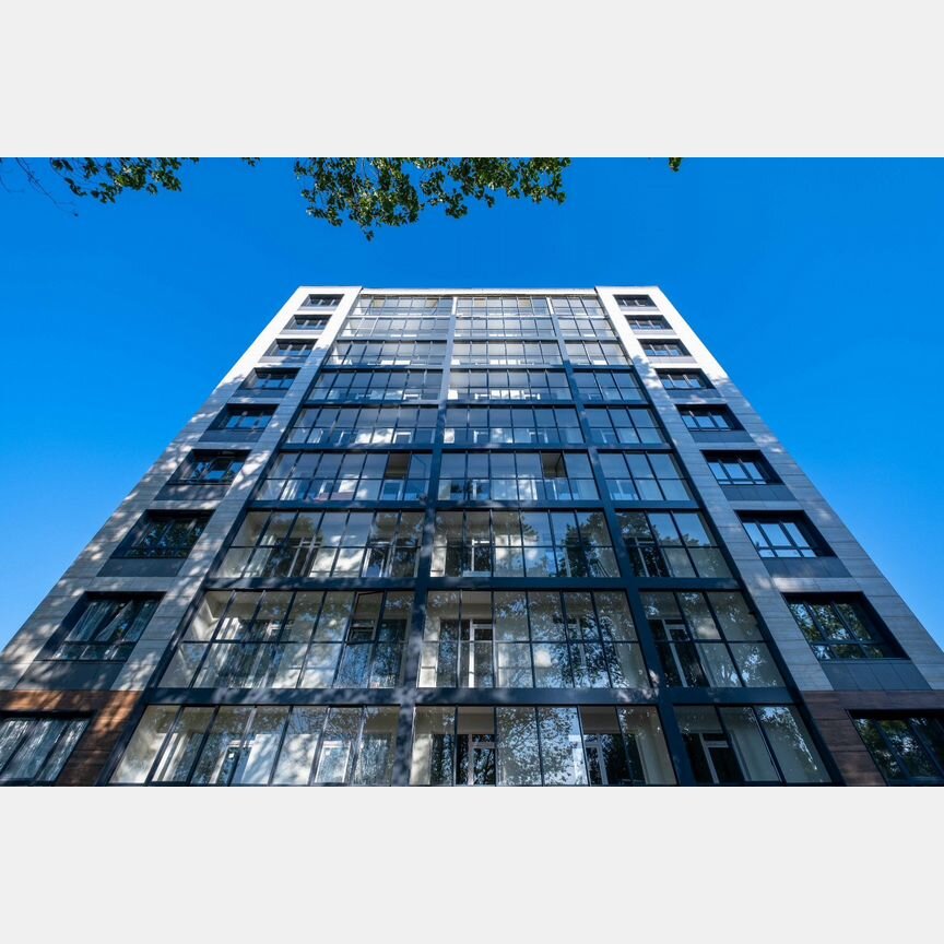 2-к. квартира, 65,1 м², 1/9 эт.