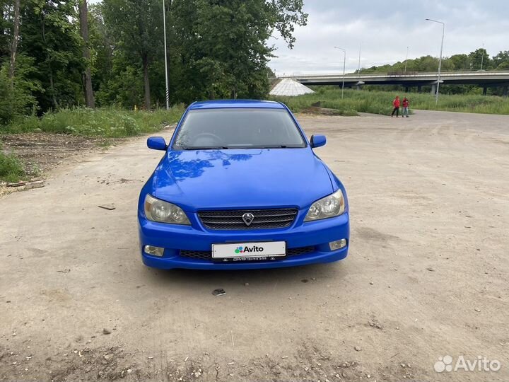 Toyota Altezza 2.0 AT, 2000, 330 000 км