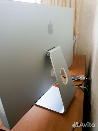 Монитор apple hd cinema display 23