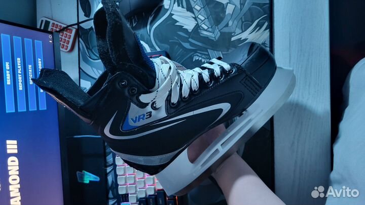 Коньки хоккейные 41 размер