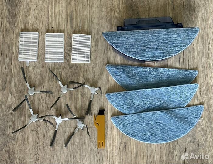 Робот пылесос okami u100