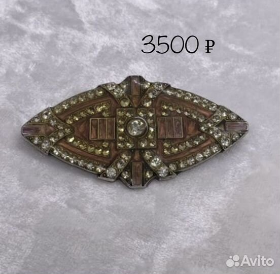 Винтаж брошь Европа разные