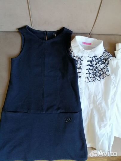 Школьный сарафан акула 122, рубашка и 2 блузки