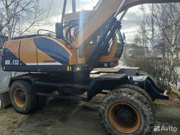 Колёсный экскаватор Samsung MX 135WS, 1995