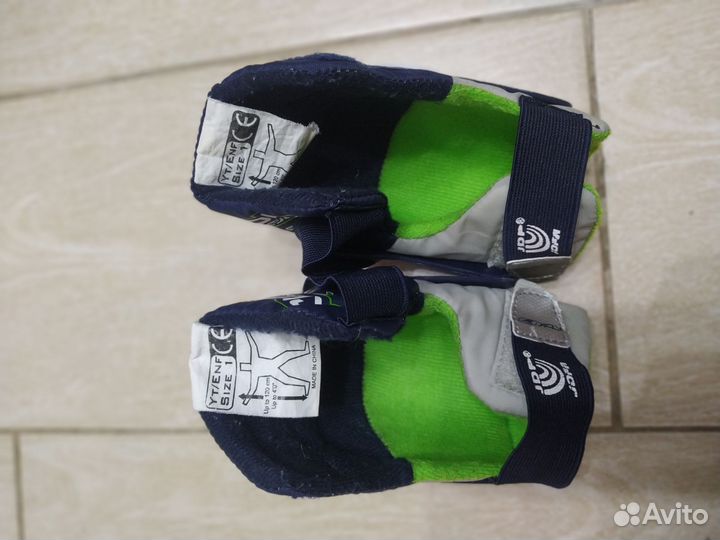 Налокотники хоккейные детские