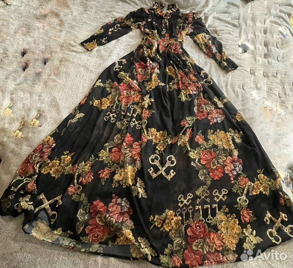 Платье в пол