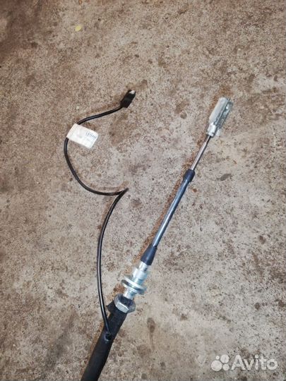 Трос откидной полки Mercedes R230 SL230