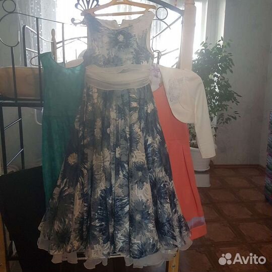 Платье на девочку