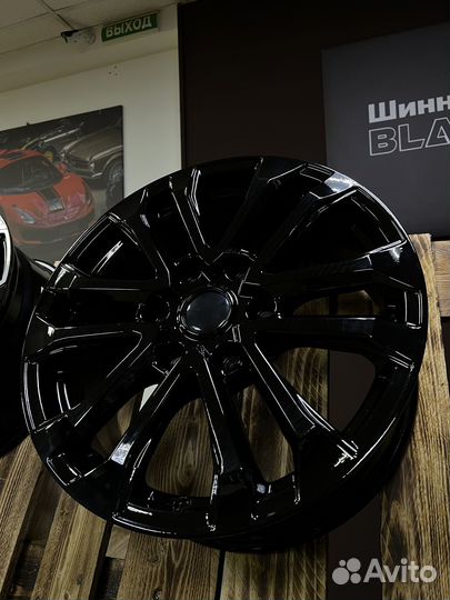 Khomen Wheels 7,5x18/6x139,7 ET38 D67,1 KHW1805