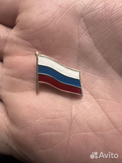 Фрачный значок флаг России
