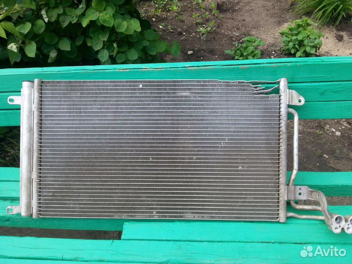 Радиатор кондиционера для Фольксваген Поло 2012 г