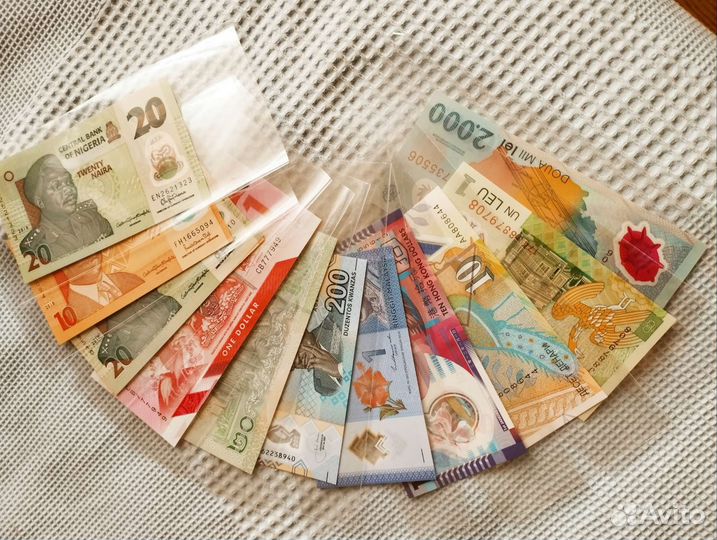 Банкноты боны пластик