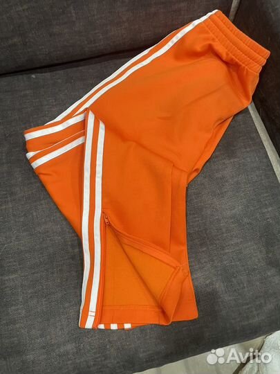 You wanna, adidas, mango