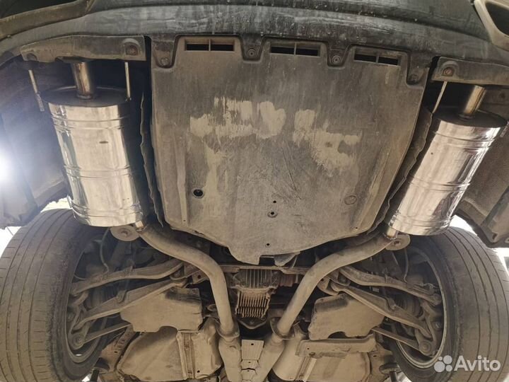 Раздвоенный выхлоп с установкой для Mitsubishi Lancer